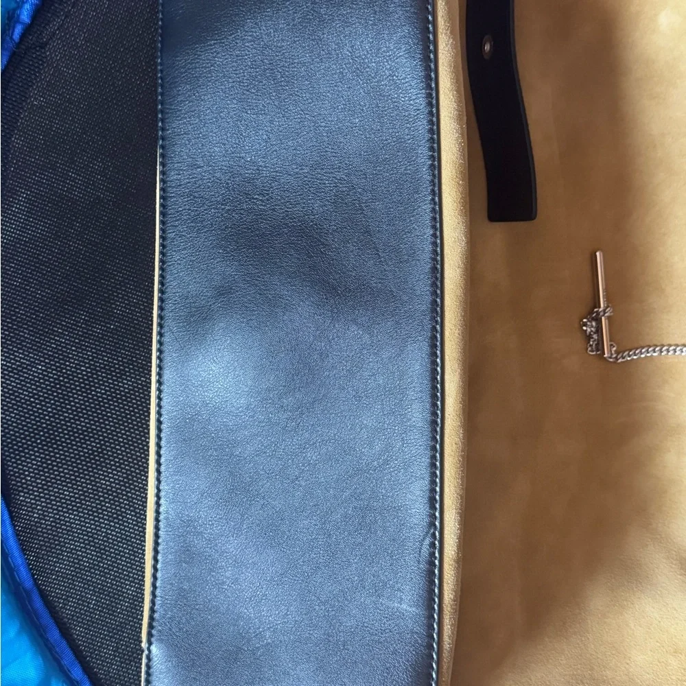 Alexander McQueen Pendant Leather Trimmed Suede Shoulder Bag $2600 SS26 - Picture 7 of 13